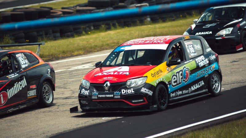 acelerandocol's tweet photo. #FelizMiercoles 📷📷#deportesamotor: El #AutoStokTeam busca seguir brillando en el #automovilismocolombiano📷📷. Los detalles en: https://t.co/mWH1CxV9Bj @AutoStok @AutostokTeam @REautostok 

#acelerando #deportesamotor #Autostok #autostokteam #renault #Sandero #CNA #TC2000 https://t.co/0ohwebSteB