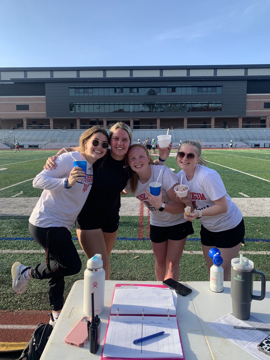 First Dairy Duchess of the season + <a href="/MuskieMensLax/">Muskingum Lacrosse</a> game + 72 degrees = A great day to be a Muskie!!! 🍦 ☀️ 🥍 🐟