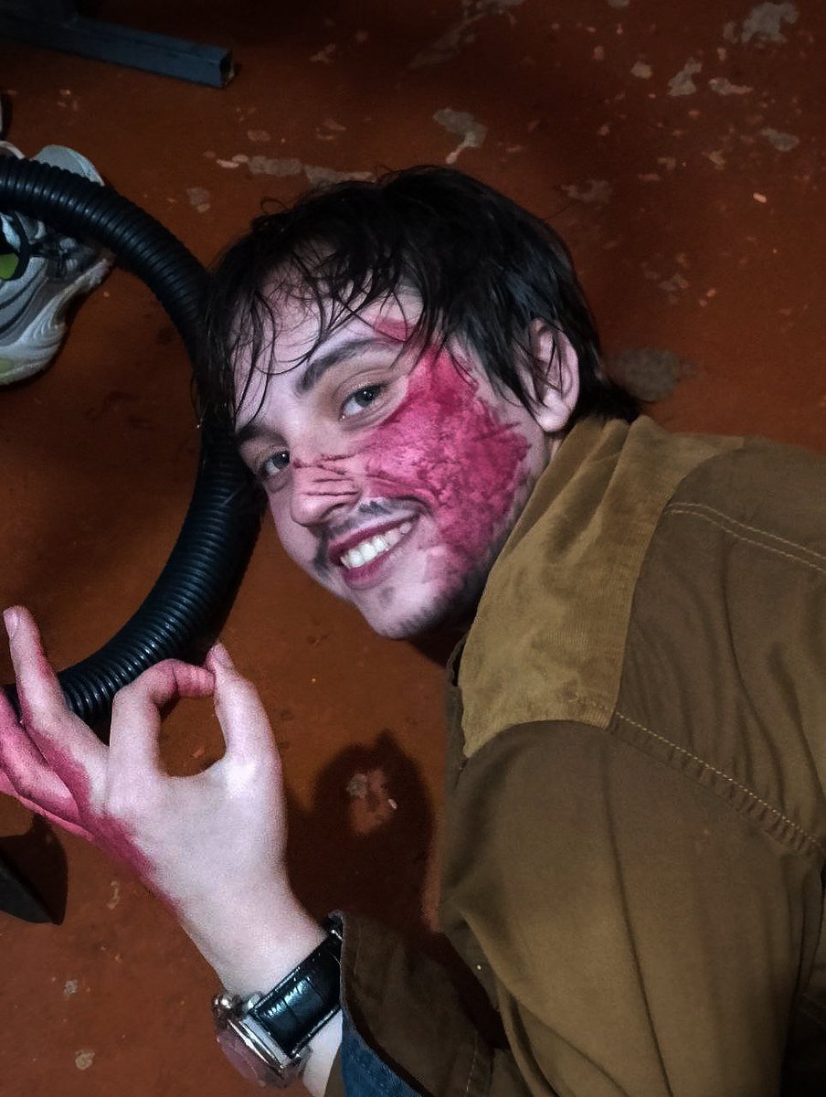 MichaelClancy3q's tweet photo. Well.....😳. #FAMILYFANNIBALSFOREVER #Hannigram #Hannibal https://t.co/g3on7Wvndf