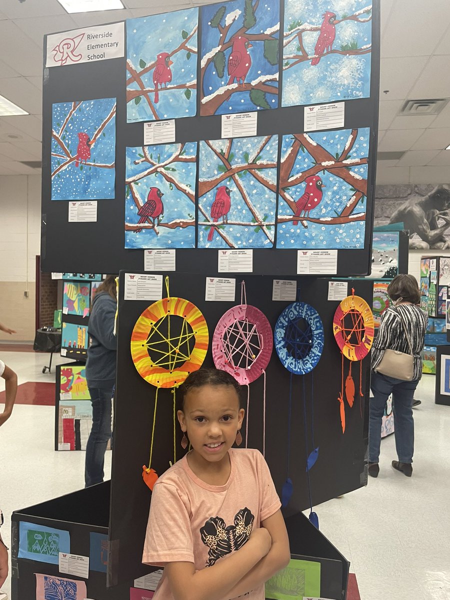 Our <a href="/RiversideFCPS/">RiversideES</a> artists were showcased today at the Mount Vernon art show. Thank you <a href="/MissPemberton9/">Dominique Pemberton</a> and Nancy Lisbon for all your hard work! #RocketsRockIt
