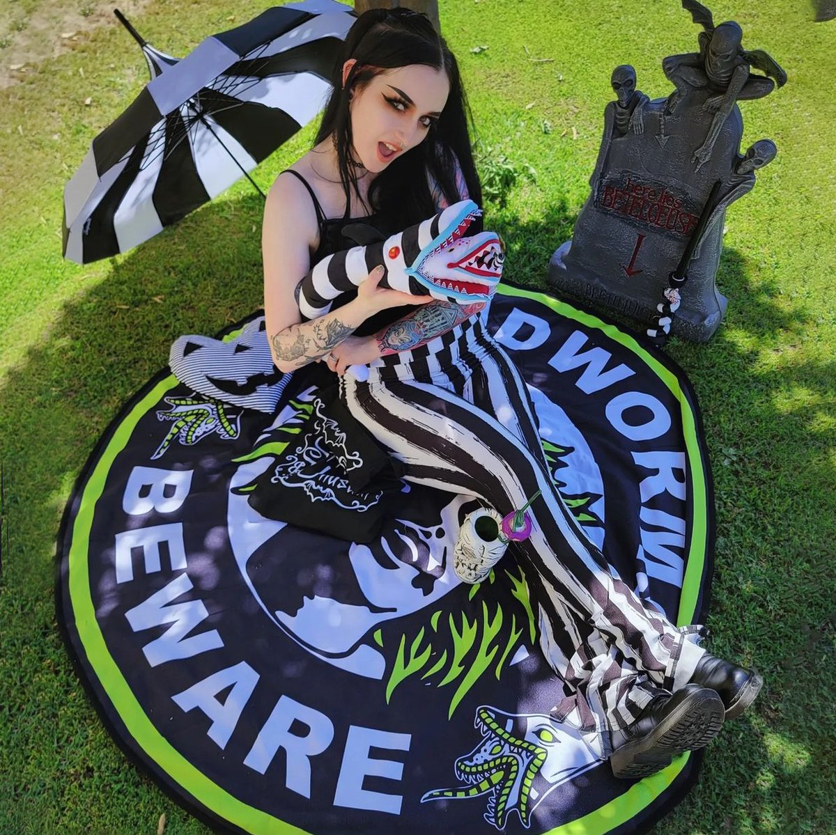 Our 50% off beach towels ends in 12 HOURS! Take advantage of these deals today! 🖤☀️

#TooFastClothing #SummerGoth #SummerSales #AlternativeSummer