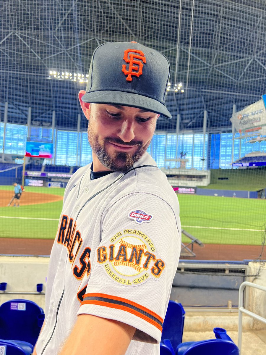 paytonchang's tweet image. Peep that @MLB debut patch 👀 @StanfordBSB @GoStanford 

@t_beck07 officially a Big Leaguer!!!!!