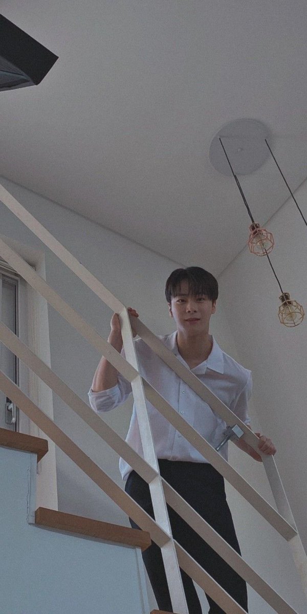 jinjin_mj's tweet photo. 문빈은 죽은 것이 아니다.
그냥 별이 된 거야.
별이 되어 우리를 지켜봐 줄 거야.
offclASTRO ASTRO_Staff 
#astro_영원히6명 https://t.co/hdwdEXomQK