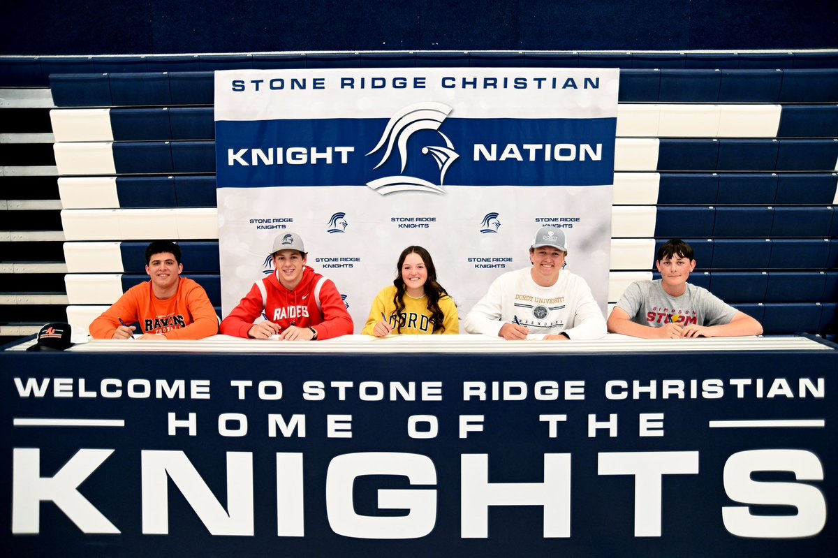 SRCHS_Athletics's tweet photo. What an amazing day!  5 SRC Student Athletes signed their letters of intent to play at 4 year colleges!  @max_jager05  Northwestern in Iowa, @michaelvw2005 @DordtFB , @15NoahLund  Anderson University , Alyssa Villa @dordtdefenders and Bradley Saylor Simpson University Iowa https://t.co/p5fFZx8zBV