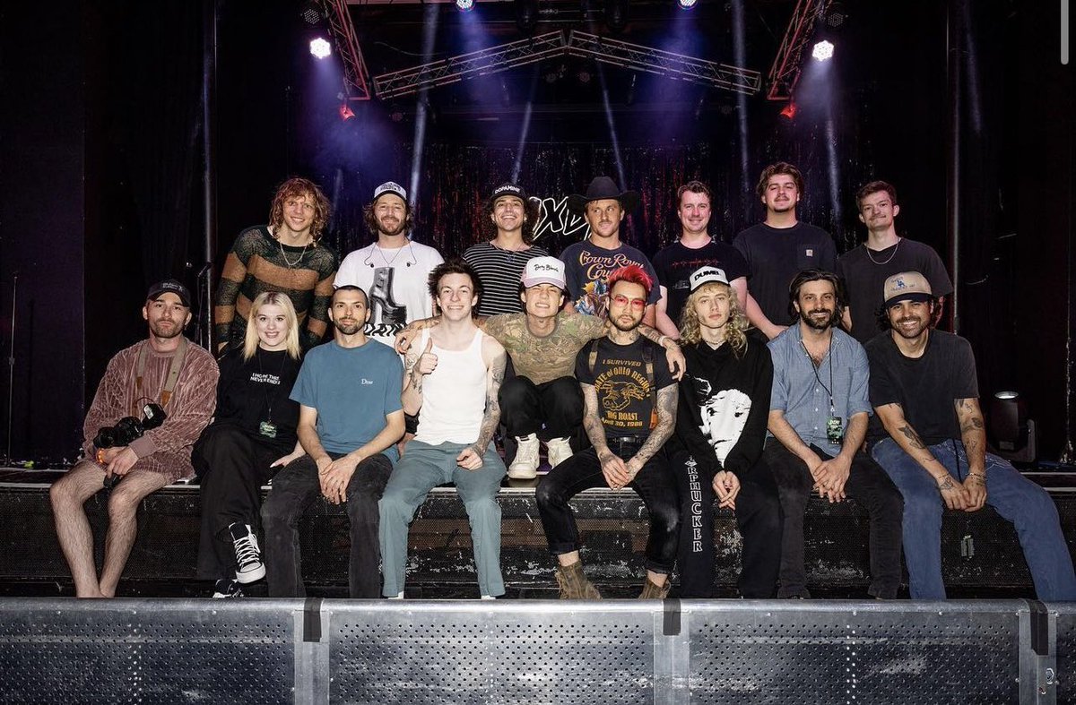 JadenHossler's tweet image. Last show complete, Tour is over, Elevated Heartbreak next. Thank you.