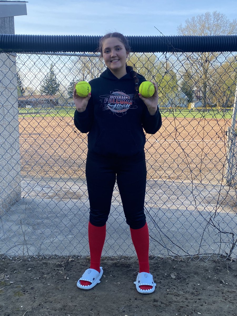 SpeakmanSammi's tweet photo. 21-0 Win today over struthers going 4-4 with two homers 💣 https://t.co/rJTDnpUy5B