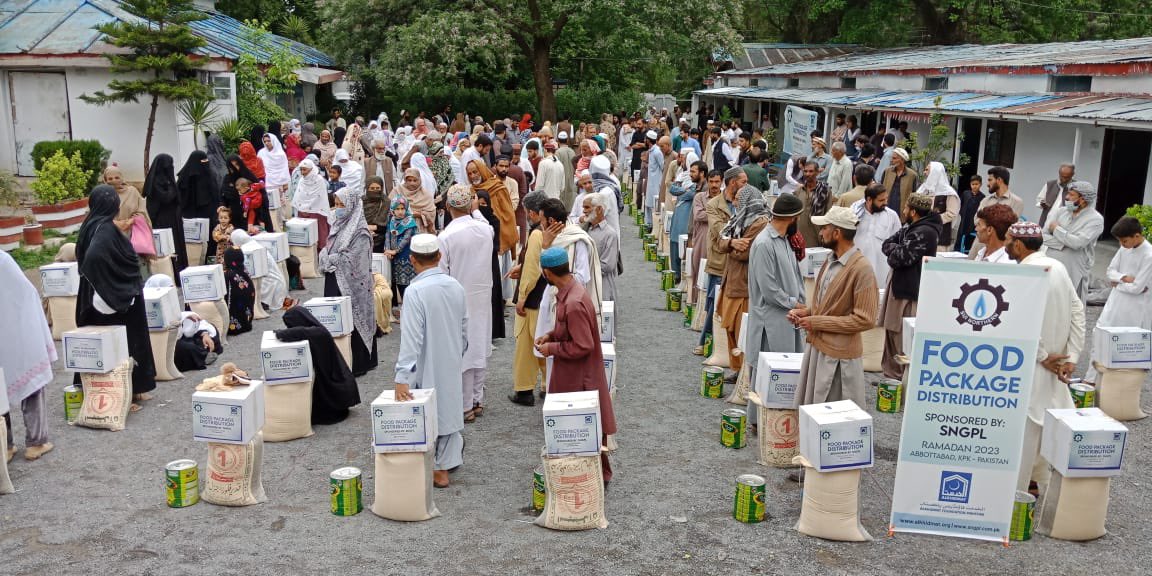 HAkhtar16's tweet photo. Ration Bags Distribution – CSR

Keeping in view the economic slowdown and inflation situation in the Country, Ministry of Energy (Petroleum Division) has advised SNGPL to extend its CSR Program by distributing ration bags of worth Rs. 100 Million to the needy people.
#csr https://t.co/QBSRr9tDOP
