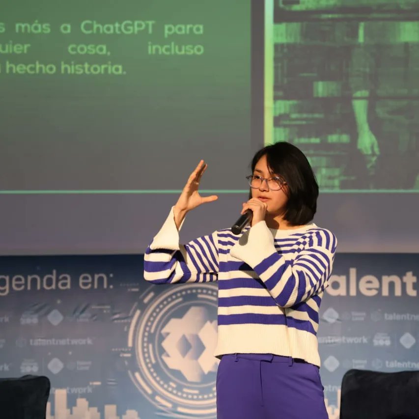 Steren_Mexico's tweet photo. ¡Brillamos junto con nuestros embajadores de marca @aziel_medinaa @bio_makers y @imdulcevargas en @talentrepublic_ 2023! 
 Impulsar el crecimiento, la educación y el talento de los jóvenes estudiantes de México.💙🤍🇲🇽 https://t.co/zx0tZmvNsG