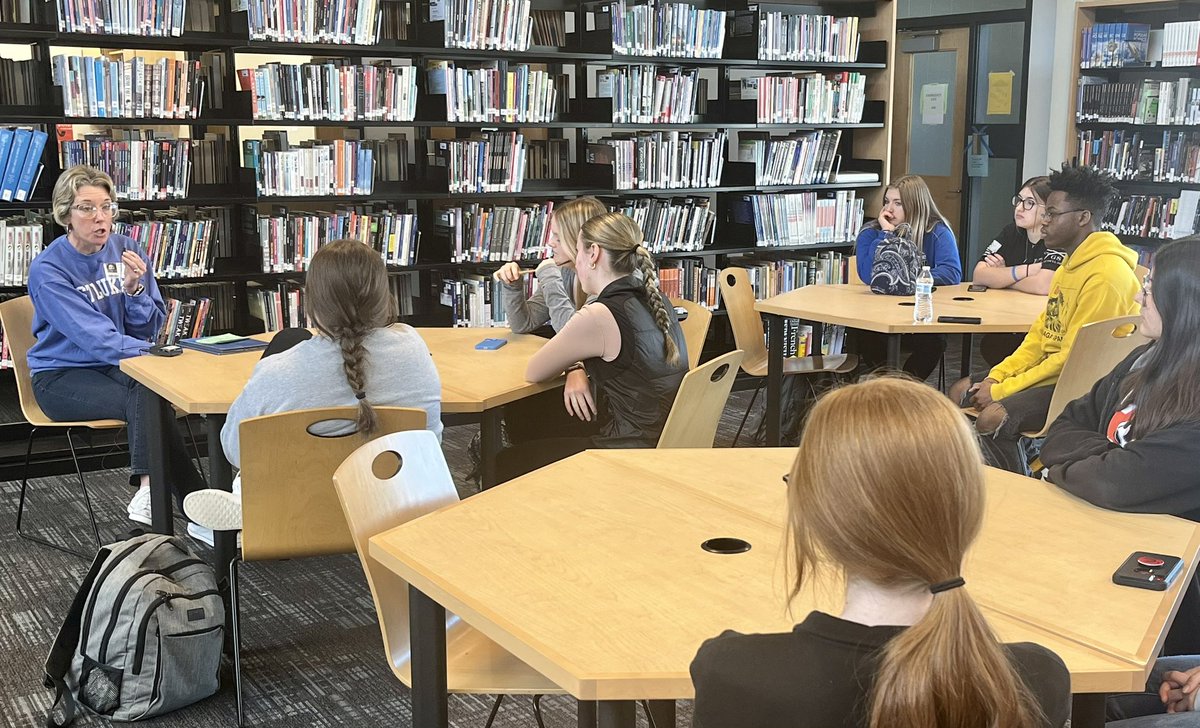 QCHS Career Pathways tweet media