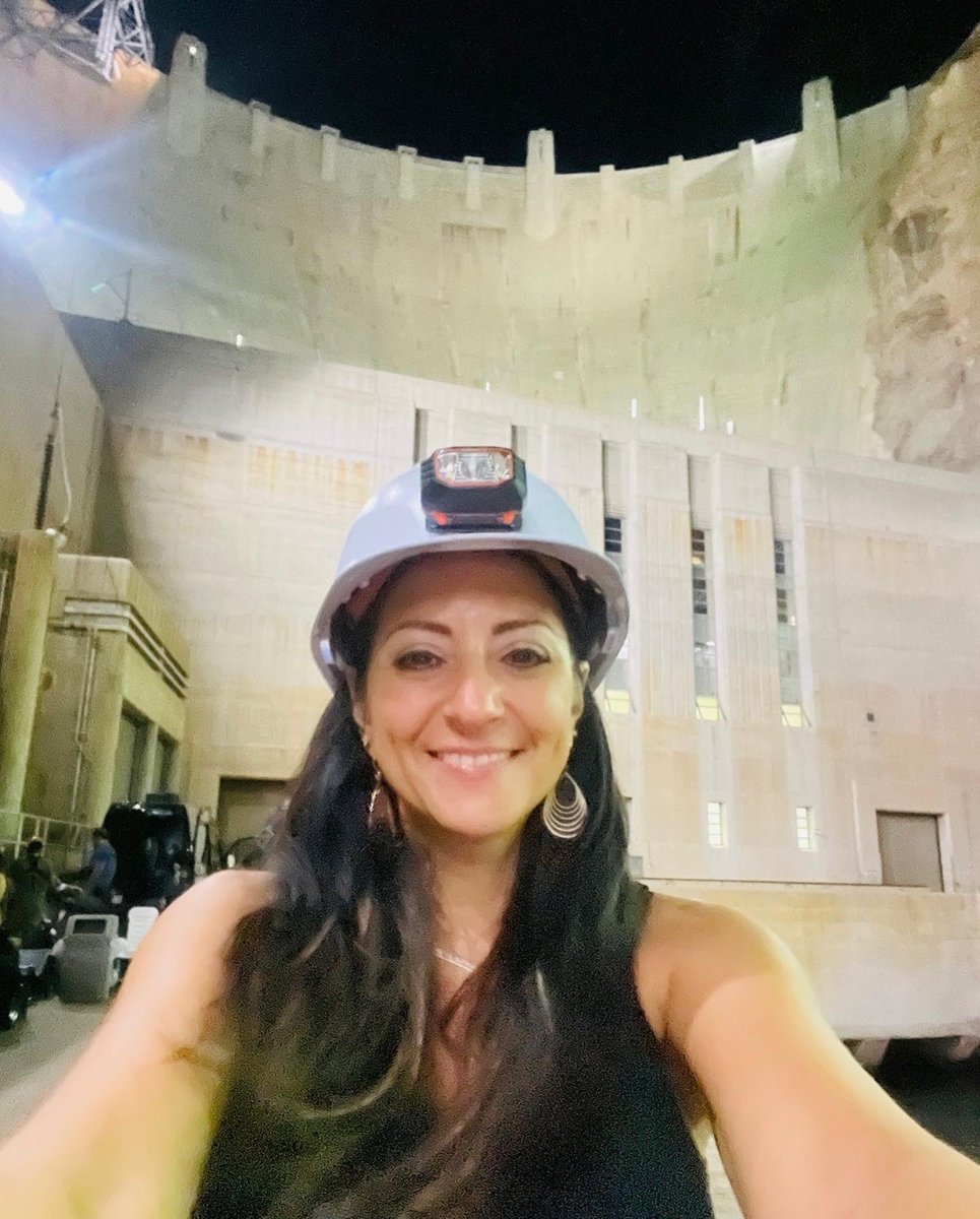 sharimarie826's tweet photo. Tomorrow night is an all new episode of @ghosthunters on @travelchannel & @discoveryplus 9/8c! @KrisWilliams & @dustinpari joined us at the Hoover Dam. Great time investigating this incredible location. #GhostHunters #LotsOfStairs @Jchawes @stevegonsalves1 @davetango #friends https://t.co/J28u6VkL9m