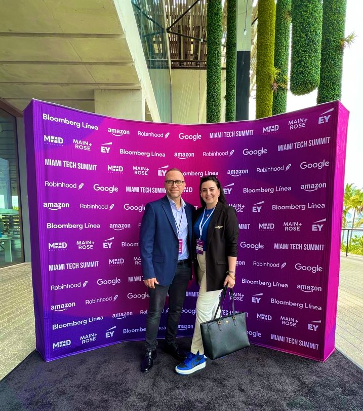 AshleyAlvarezFL's tweet photo. The future is here. Are you ready? #MiamiTechSummit 

#techindustry #MiamiTech #sayfie #flapol https://t.co/gBsLkdT89D