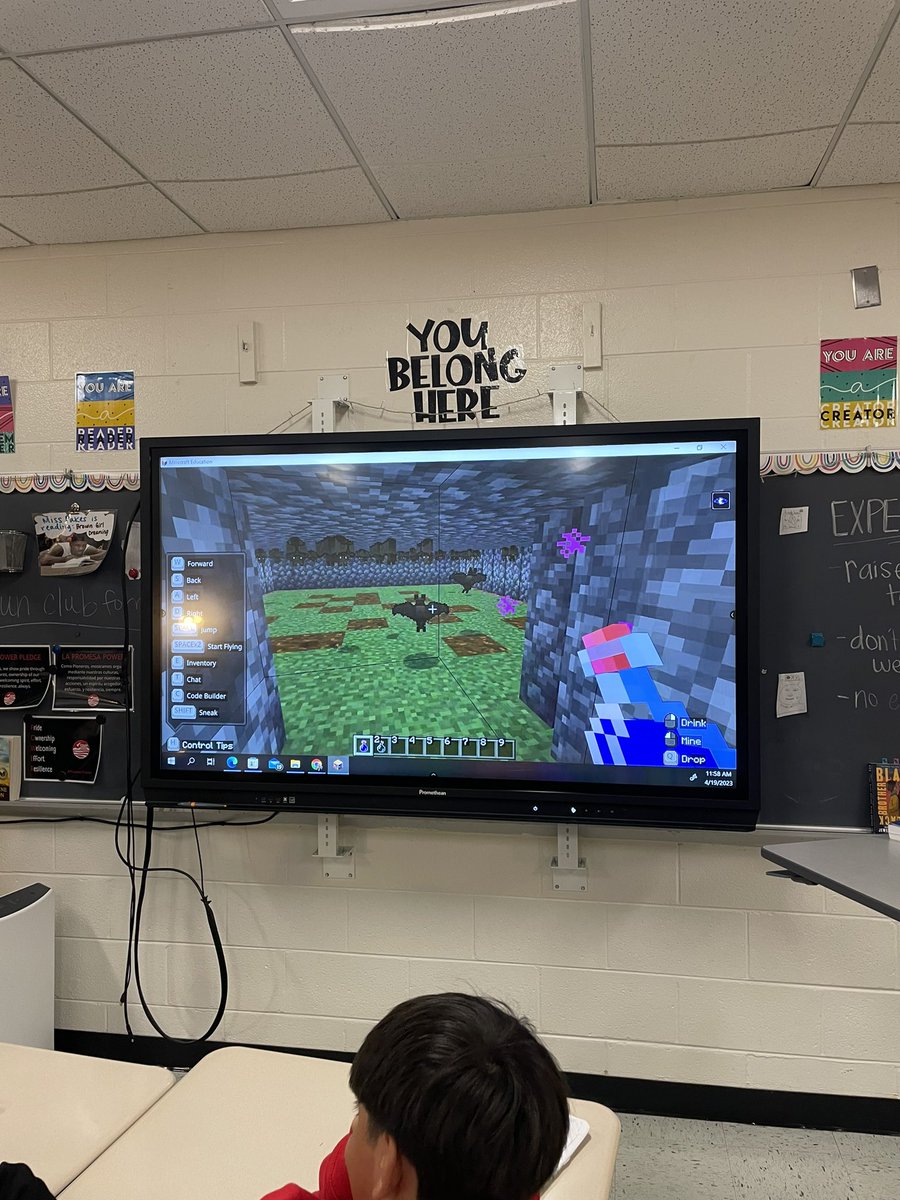 Miss Pakes tweet media