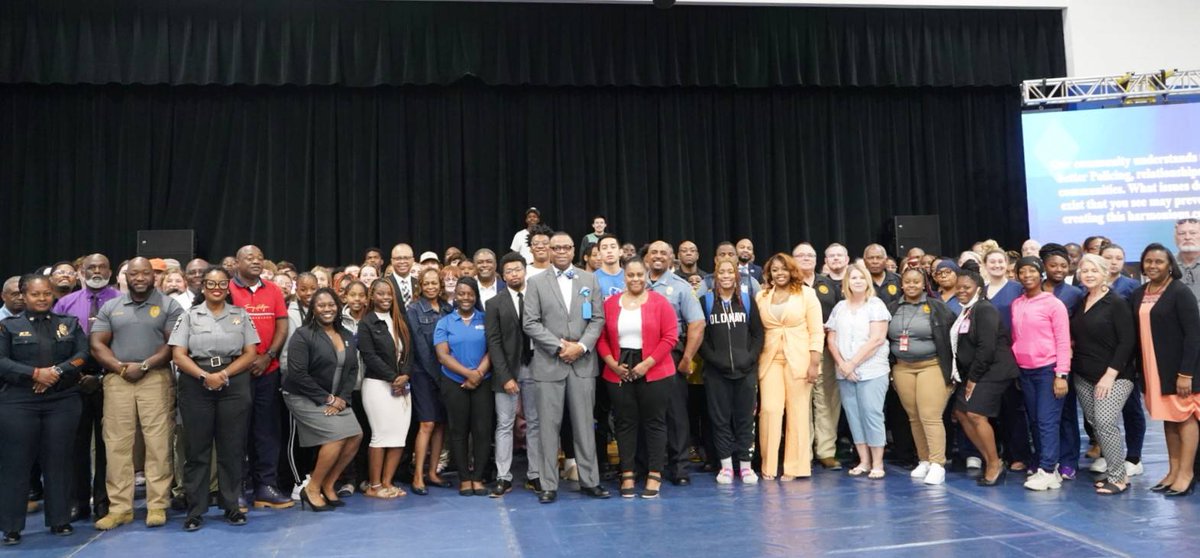 DenmarkTechSC's tweet photo. It was an amazing day as we closed out our #ifearformylife series with a transformative, culminating event that included students, law enforcement officers, faculty, staff, administration and community members. Much more to come! https://t.co/Cffw58kZAt