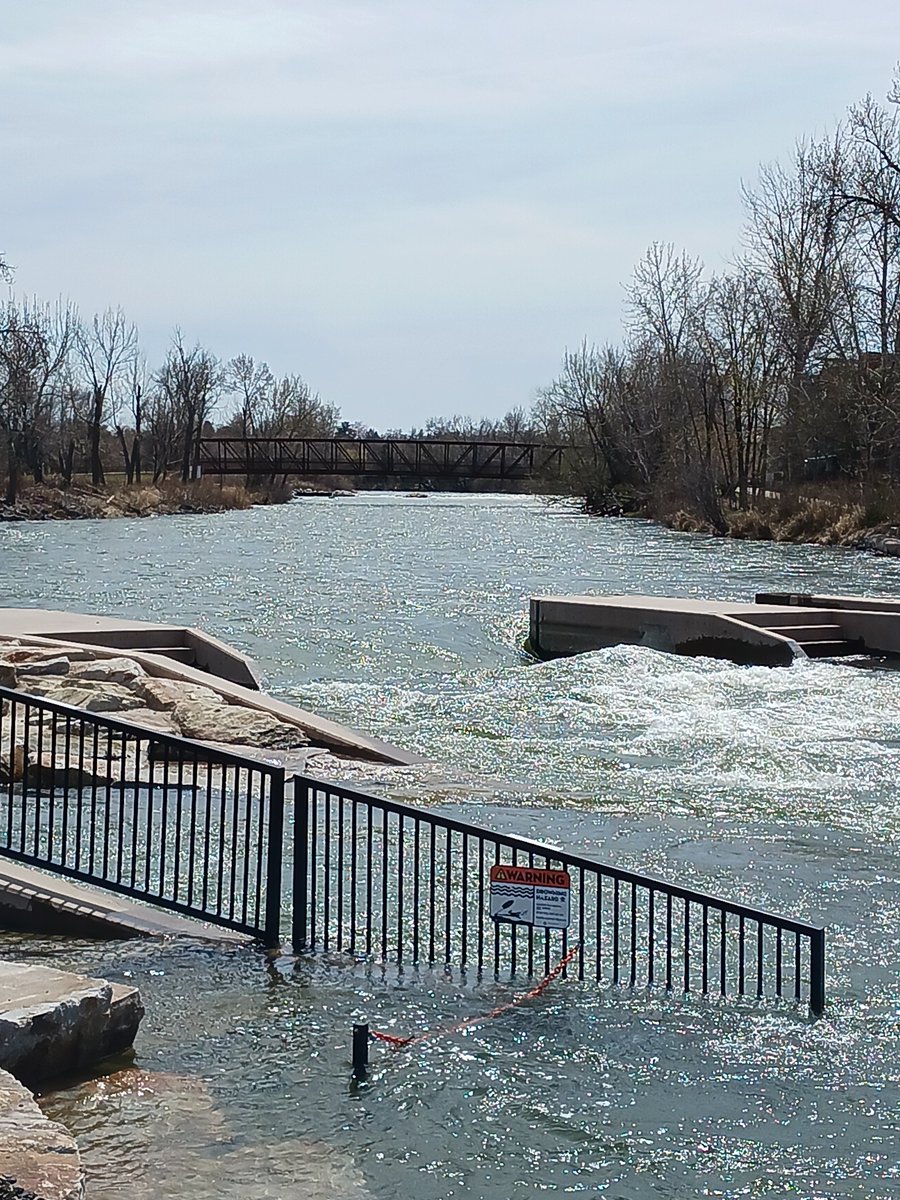 AdaCountyEMCR's tweet photo. Boise River flows to increase to 5500cfs April 20 and possibly to 6000cfs by next week. Please use caution along the river! See full press release from USACE:
https://t.co/2R1JV2wQMJ https://t.co/j2lPRKm3oh
