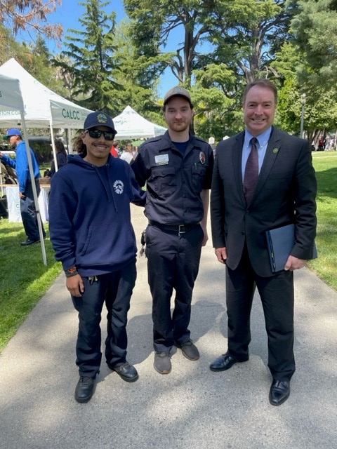 AsmConnolly's tweet photo. Honored to meet the California Assn. of Local Conversation Corps! I heard Jesus Enrique Chavez’ story as a Fire Foundry recruit, and met Connor Tibbetts with Conservation Corps North Bay. Proud to support the start of #FireFoundry in #Marin. @marincountyfire https://t.co/PVQb3RtT2S