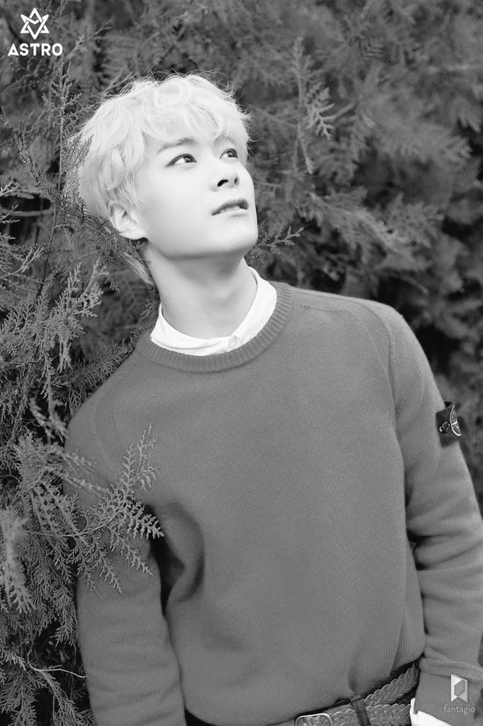 گایز بیاین برای ترند نگه داشتنش کمک کنید🥲💔
ریپ+ریت
REST IN PEACE
#MOONBIN
ASTRO🖤