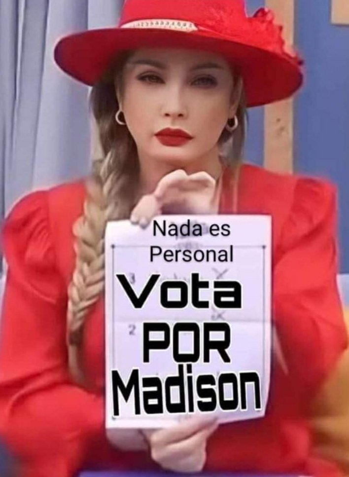 kasike532's tweet photo. @LaJefaTLMD @SANDARTI @Jimenagallegotv Ya los televidente estan molesto con tantos cambios en el reality. Algunos participarte no aguntaron y desearon retirarse. A "La Barbi" Boricua Madison la han humillado,  tanto. Que esperamos romper record en Votos, Madison se merece ser la ganadora del Reality. (No al fraude) https://t.co/ps3JrBa7F6