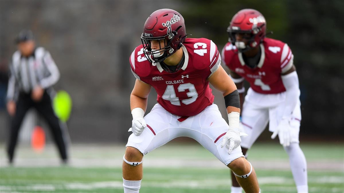 Blessed to receive another D1 offer from Colgate University!🔴⚪️ @CoachHoags <a href="/CoachJacobs_/">Shane Jacobs</a> <a href="/JasonDriggers82/">Jason Driggers</a>