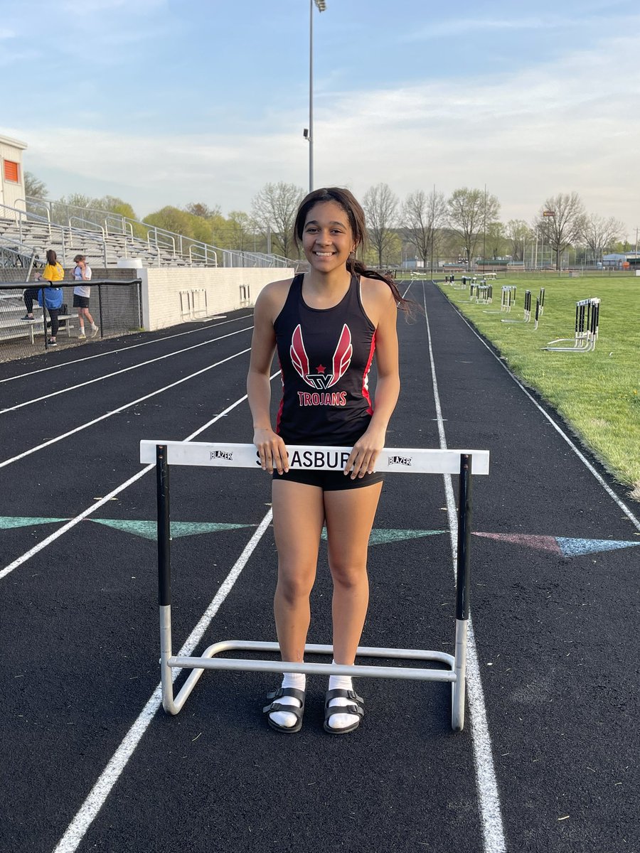 KaylaKoppTVMS's tweet photo. Middle school boys and girls both got a first place finish today in our meet with lots of first place finishes! HUGE congrats to Natalia Woloch with a new school record in the 200 hurdles with a 31.03! @TuskyTrack @TVTrojans https://t.co/sMUeito3PX