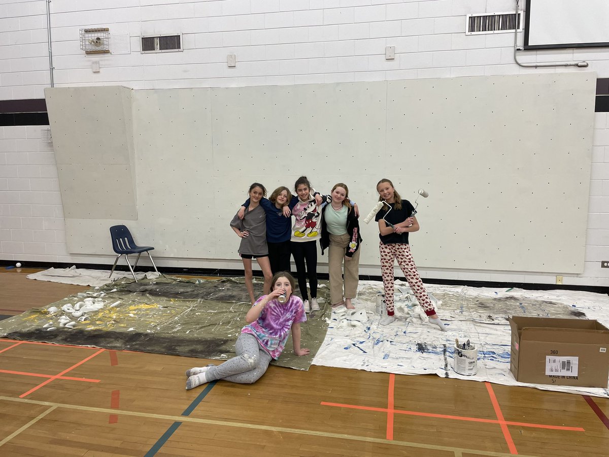 Some of the students in the @magLRSD Art club beginning the first stage of our gym mural on the bouldering wall! Stay tuned to see it come to life in stages! #murals #loveofart