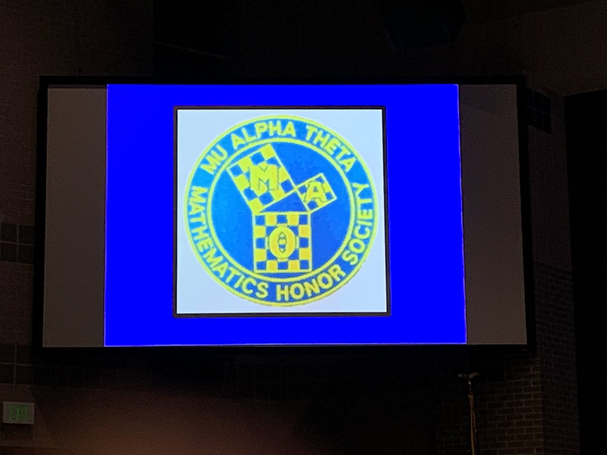 mrhartgis's tweet image. Loved seeing my daughter join math and Español honor societies tonight @HSEHighSchool. @HSEPrincipal #mualphatheta #sociedadhonorariahispanica