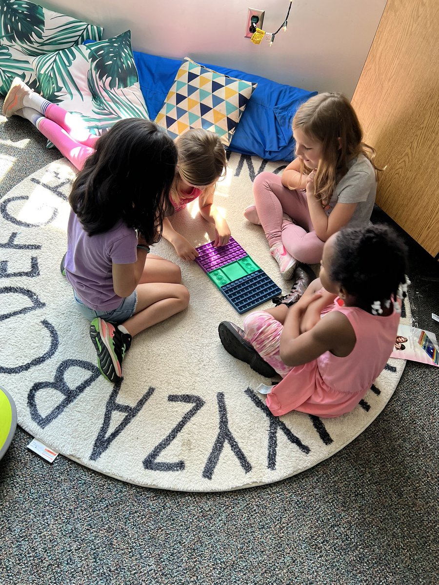 Ms_Baysden's tweet photo. Shout out to @MrsSimorelli for letting these kinders join her class for math games! They had so much fun exploring and learning from these awesome first graders! https://t.co/DKVvQVop3k