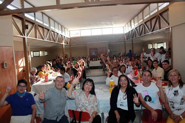 En conversación con múltiples comités de vivienda de la región de Valparaíso la candidata al Consejo Constituyente Jazmín Murillo ha propuesto que los ahorros para la vivienda sean ingresados en valorUF y no en pesos como ocurre actualmente o que

petorcaonline.cl/2023/04/19/jaz…