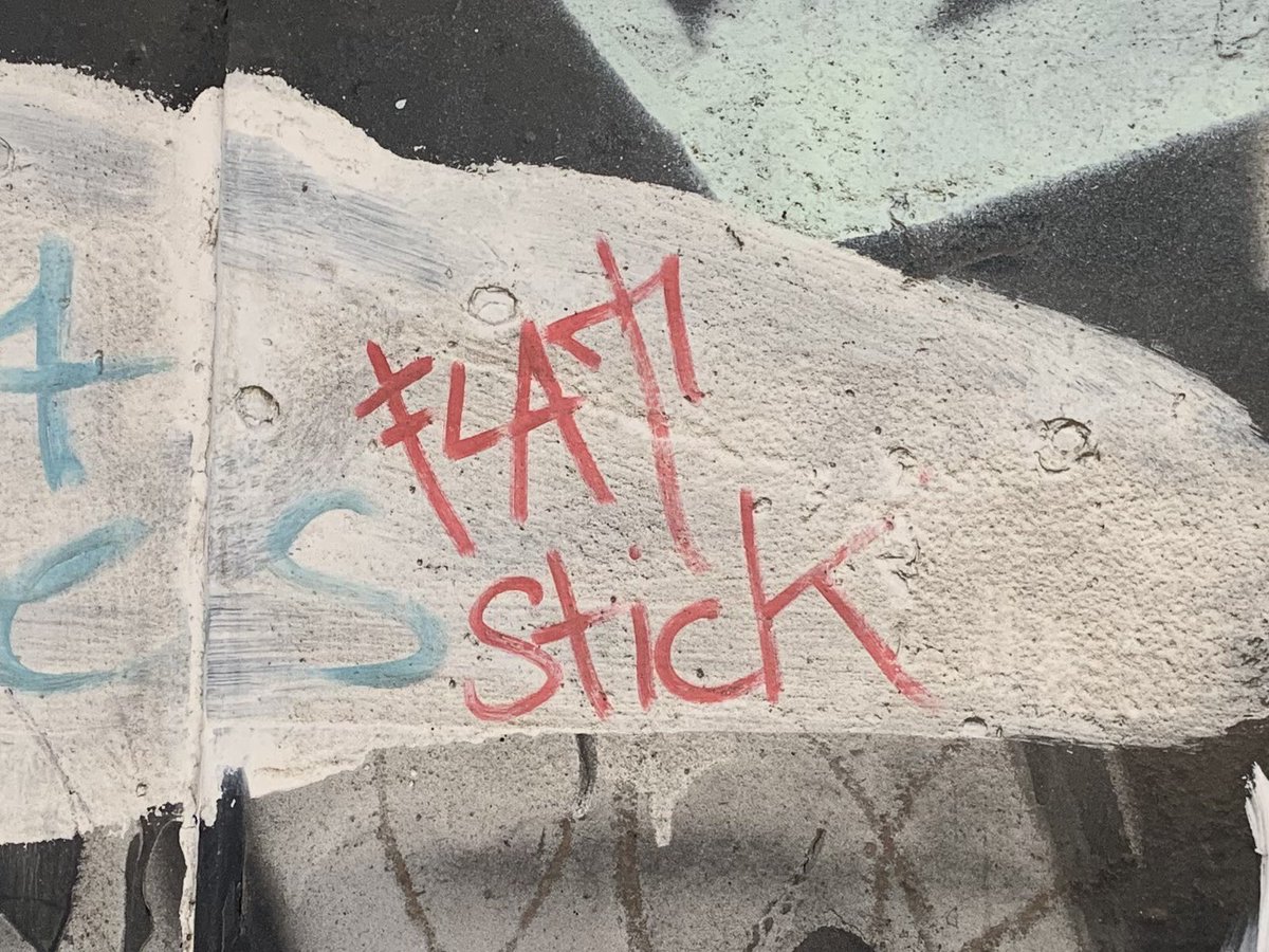 graffiterati's tweet image. How fast were you going? #flatstick #fast #driving #drive #race #drag #car #cars #graffiti #slogangraffiti #melbourne @graffiterati @sevenbreaths