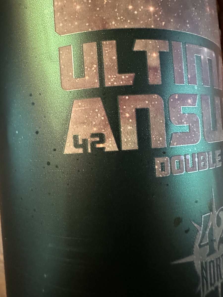 WNYBrews's tweet photo. Some killer artwork adorning this can. Honestly may end up as tattoos.
@42northbrewing
#ultimateanswer
#hhgttg
#h2g2
@ZBIV42 https://t.co/z0SyHnqAq2