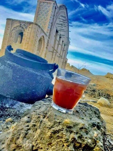WfaSmt58295's tweet photo. لاس مې نه رسي اوس ستا د زنې خال ته
د دې ښکلي ستوري ځای اووم اسمان شو

د غزل په خوشبويی به وطن ‌‌‌‌‌‌ډک شي
د لونګو لو ته بیا درویش روان شو

دروېش درانی https://t.co/WlfPrZyMRK