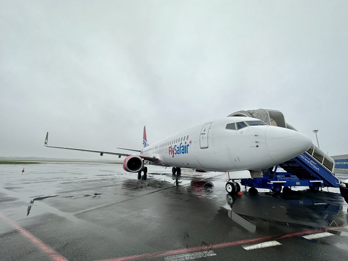 Nomadic_OMD's tweet image. 4 different 737s for Nomadic this past week with ops in Europe, Africa, and North America. Several more 737s on the docket in the coming weeks too. China, DR Congo, Morocco, Sweden all with guppy ops on the horizon. #NomadicLife #Boeing737