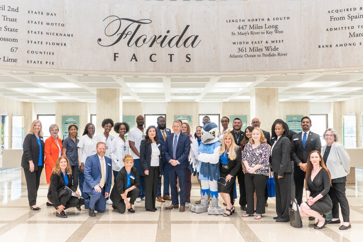 KeiserU's tweet photo. We sincerely appreciate Speaker @Paul_Renner spending a few minutes to meet with #TeamKeiser today! It was a privilege to share a memorable photo, and we express our gratitude for your unwavering commitment to serving our state.
#KeiserUDay https://t.co/JE7SCoN5Ly