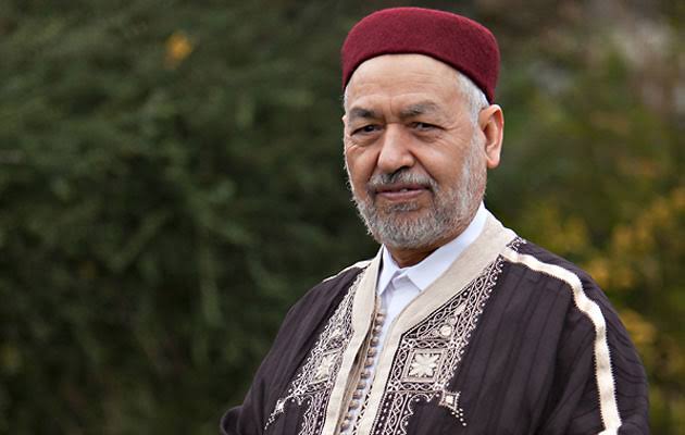 AbderrazakMAKRI's tweet photo. حينما يفشل المستبد في قهر الفكر لضآلة زاده وضيق أفقه وفقر نفسه يدفعه غروره إلى الفتك بالمفكر، فكيف إذا كان المفكر زعيما سياسيا ومصلحا اجتماعيا في بلده وأمته كما هو الشيخ راشد الغنوشي، إنه هو في الحقيقة، فك الله أسره، من يسجن السجّان ومن ينغص عيشة الظالم الغشوم.

#غنوشي_لست_وحدك https://t.co/tB2sbi1a1G
