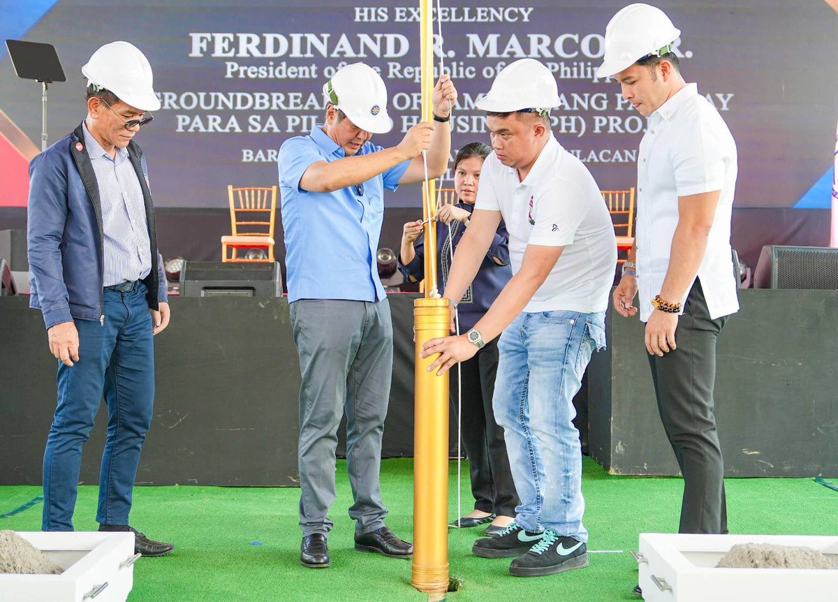 bongbongmarcos's tweet photo. Ipinagmamalaki nating pangunahan ang groundbreaking ng St. Bernadette Children and Maternity Hospital at ng Pambansang Pabahay Para sa Pilipino (4PH) projects sa San Jose del Monte City, San Rafael, at Pulilan, Bulacan. https://t.co/13L9O4V1Vi