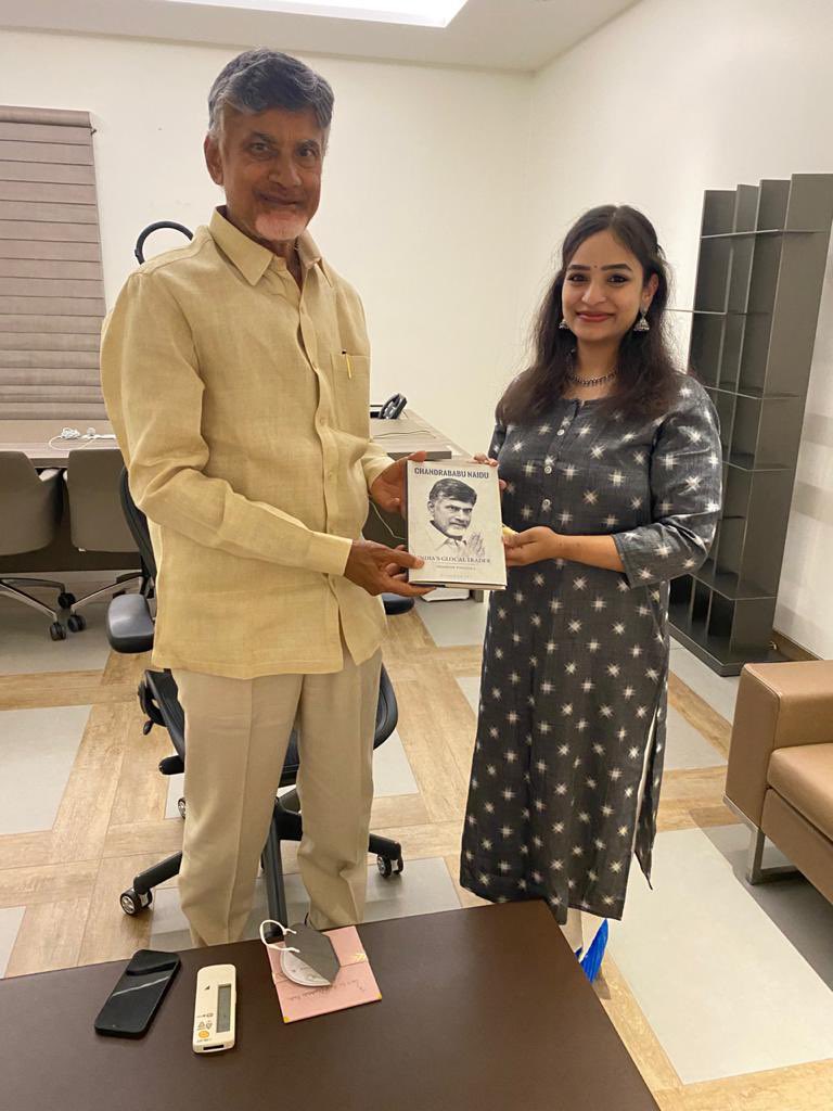 Tejaswini7's tweet photo. No matter what political ideology you have, you have the right to expect the GOVT to be responsible. One leader who keeps the accountability promise always when in GOVT &amp; to his people is @ncbn. Happy Birthday #CBN @ncbn. Hoping for a #BetterAndhra with you. #CBNAgain. https://t.co/dOSsv6Hc9R