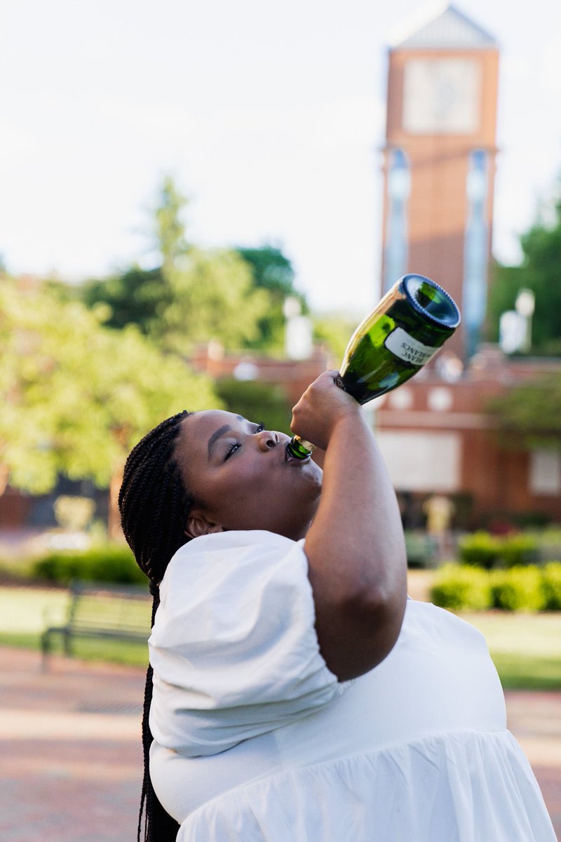 kamia013's tweet photo. It’s TIMMMEEEEEEEE🥳🍾 #BSPH
Thank you @unccharlotte https://t.co/gOqY86zo7T