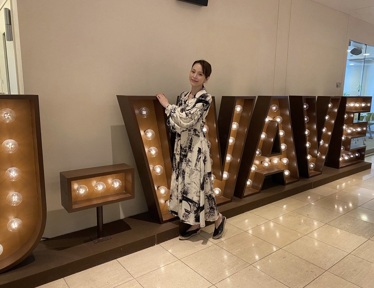 namiyo_tvasahi's tweet image. ◤￣￣￣￣￣￣￣
　🎙出演情報
＿＿＿＿＿＿＿◢

9:35頃より
ラジオ #JWAVE #STEPONE 内
「LISTEN &amp;amp; LEARN」コーナーに

#波よ聞いてくれ 茅代まどか役
#平野綾 さんが登場!!

月曜日から４日間の放送も
本日が最終日です！📻

ぜひお聞き逃しなく♪