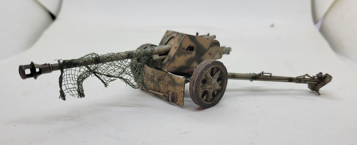 argyle1994's tweet photo. ダスヴェルグ(中身ドラゴン)の7.5cm Pak40を塗装しました、タミヤのアメリカ歩兵偵察セットと合わせようかなと思ってます
#Pak40 #DasWerk #プラモデル https://t.co/pw3G6BJ77D