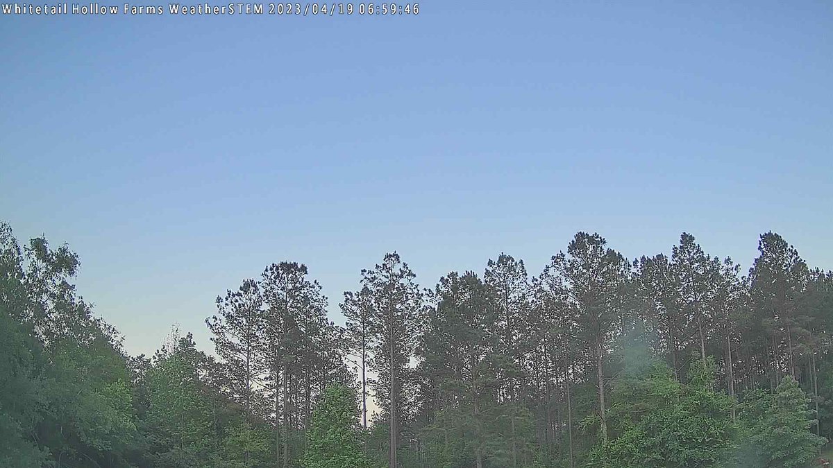 WHFWxSTEM's tweet photo. Whitetail Hollow Farms at sunset and it's 76.9 F. https://t.co/YD4rAalerV