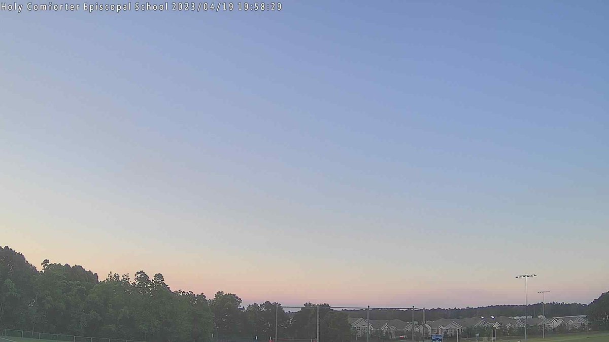 HCESWxSTEM's tweet photo. Holy Comforter Episcopal School at sunset and it's 75.5 F. https://t.co/vntQskdAmx