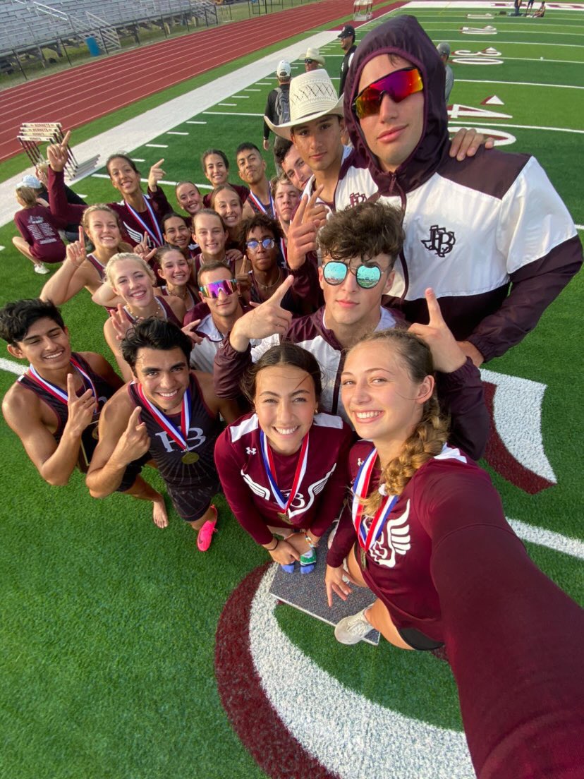 bluff_sports's tweet photo. DID SOMEBODY SAY AREA CHAMPIONS?!?!?! 🔥🏆

#DontFlinch | #GutRace https://t.co/0kzlId5TOc