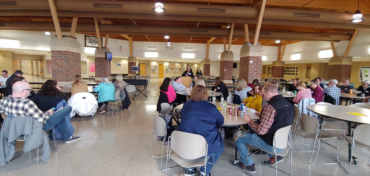 SouthcentralUn1's tweet image. The Southcentral MNUniserv had its annual Spring Professional Conference tonight. Great turnout..great food..great leaders..great sessions. This is what solidarity looks like. #monicabyron #kmem