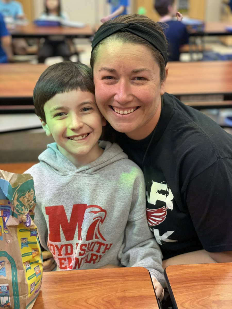 Mrs. Baker’s Kindergarten Class tweet media