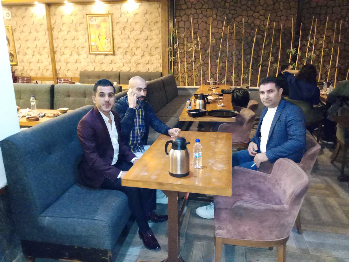 recai_akbaba's tweet photo. Sayın genel başkanımız sayın @ayhanbilgen ve sayın ses partisi il başkanımız sayın @Kasimkarakas26 iftar yemeğinde bir araya geldik https://t.co/0HFgCnlRNC