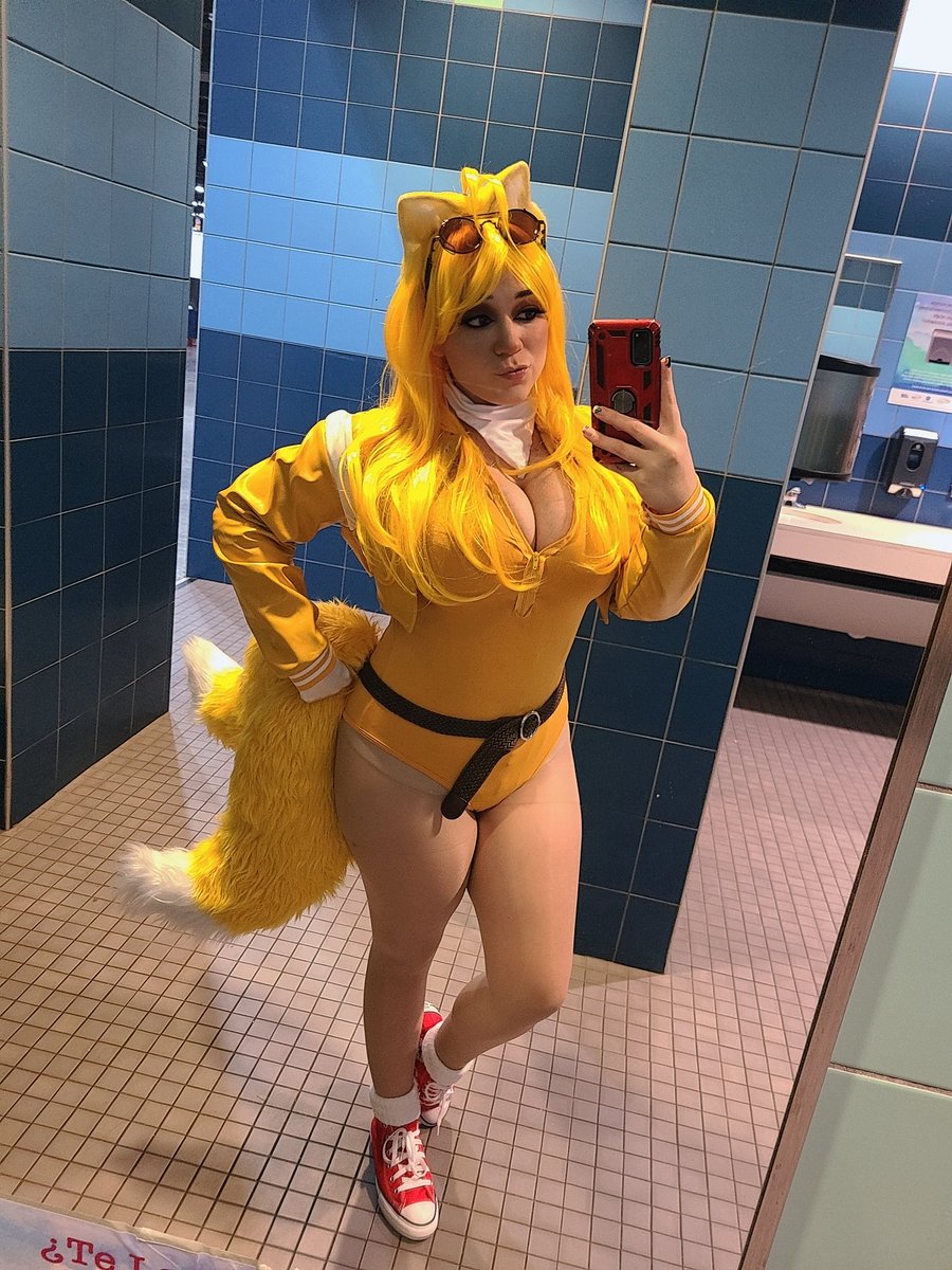 NanartsOfficial's tweet photo. More of Tails Cosplay💛

☆☆☆☆☆
#cosplay #tailscosplay #sonicmovie
#dreamcast #videogames #classic #sonic #friend #yellow #fox #tailsthefox #cosplayers #trend #cosplaying #tails #sega #foryou #prcomiccon #comiccon #follow #fyp #cosplaygirl #cosplaypr #puertorico https://t.co/N6VvEV4qZD