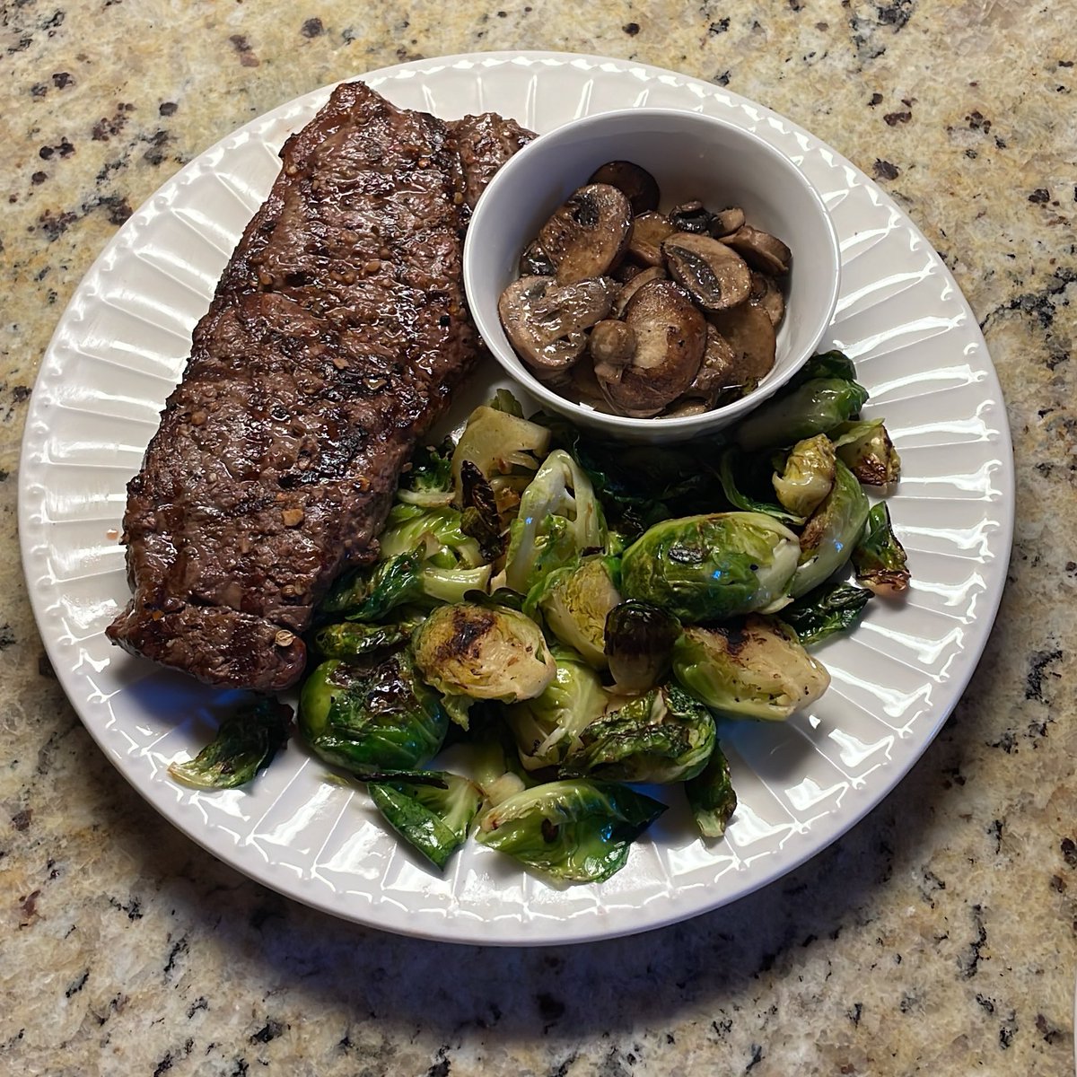 RealChefStove's tweet photo. First #steak off the grill this season😋🤤😋 #grill #grilling #grillseason https://t.co/DnB3cRjuen