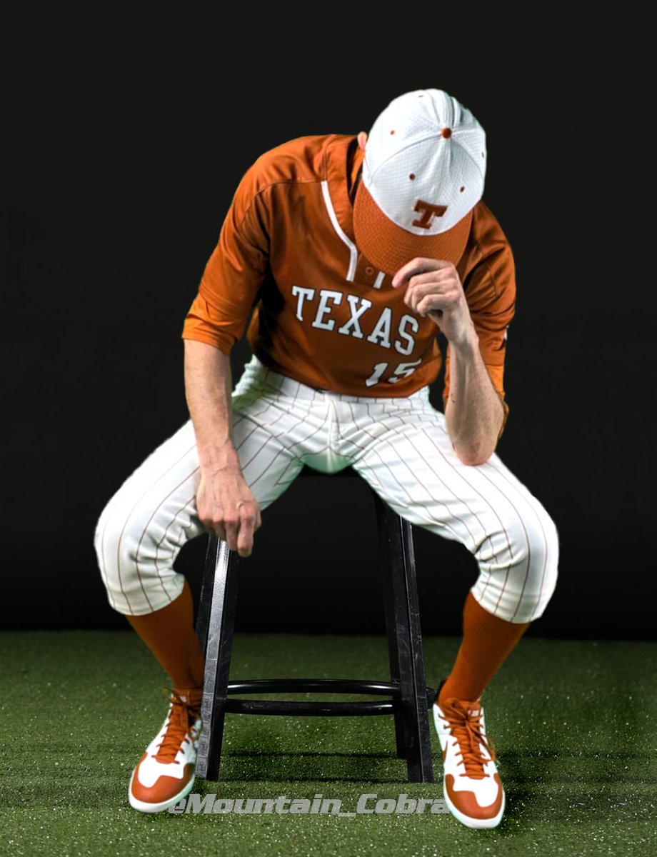 Sleepy boy. 

#baseballgear #sportraits