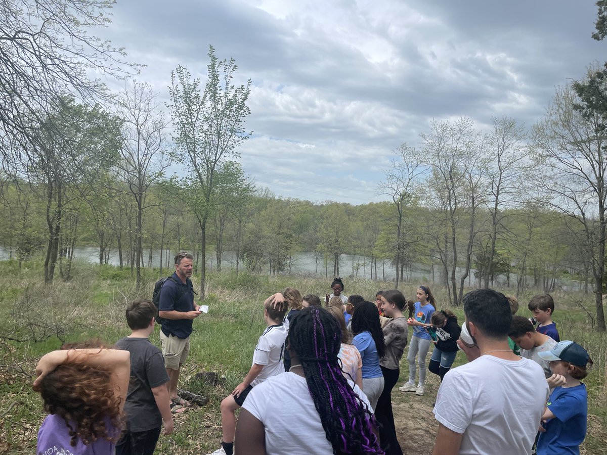 PrinOutdoorEd's tweet photo. 5th graders @PrincipiaSchool are studying living systems with a special research focus on a particular, native species. We visited our savanna, ponds, and forests to better understand their habitats. 

#handsonlearning
#outdooreducation
#outdoorlearning https://t.co/QdstxuUA5D