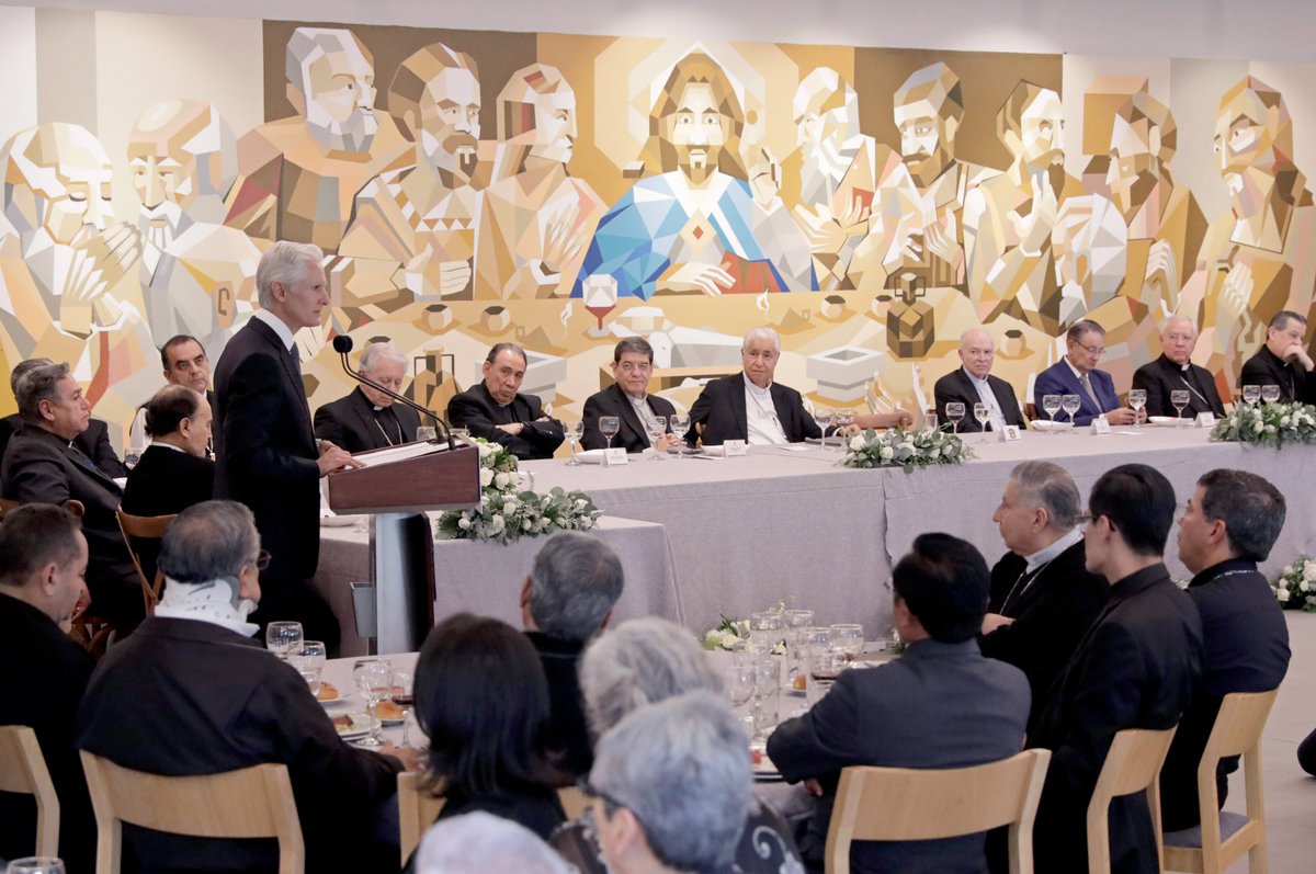 Agradecemos a los Obispos del Estado de México, con quienes hemos trabajado juntos para fortalecer la unión y los valores de las familias mexiquenses.