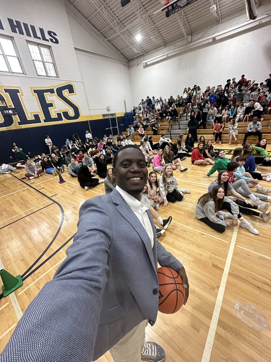 csingleton__2's tweet photo. Grateful to speak to over 1300 students and staff over the last two days. 
-
The highlight was over 50 messages I received from students after!
-
This was my 40th school of the year so far and I can’t wait for my next ones. If you are looking for a back to school speaker I’d love to be your guy.
https://t.co/oJs9PM6dXI
-
#CantLetMomsDown